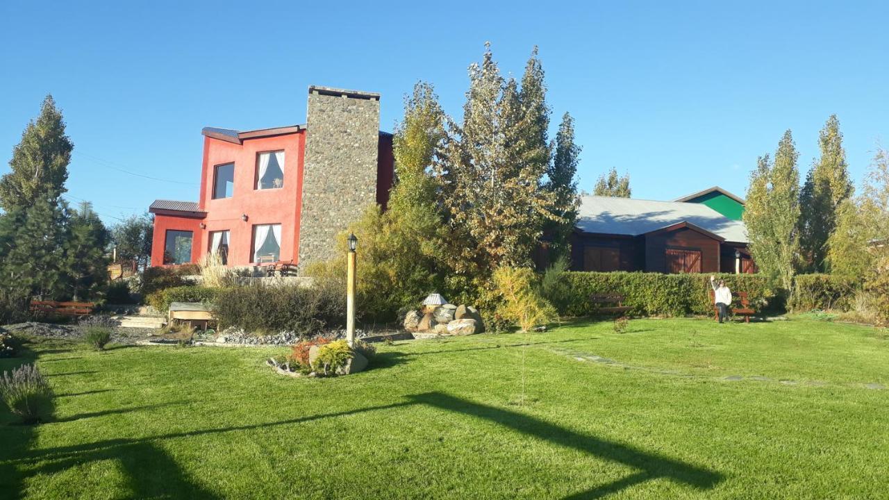 Hosteria Rukahue El Calafate Exterior foto